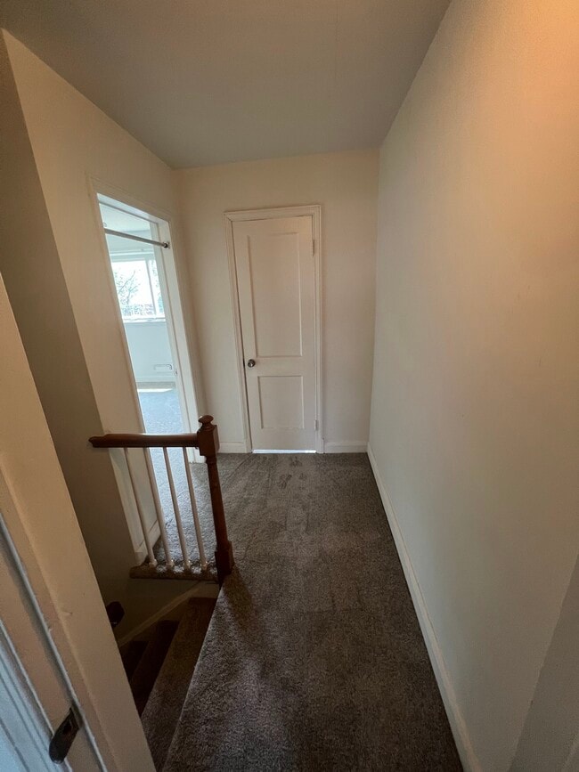 Building Photo - 4707 Chatford Ave