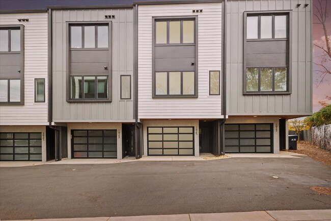 Photo - 1925 W Trade St Townhome