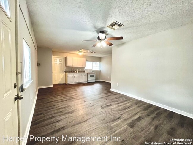 Building Photo - 1 br, 1 bath House - 2234 W Hermosa Dr Unit B