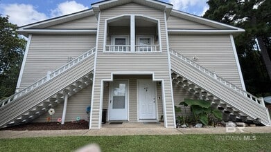 Building Photo - 110 5th St