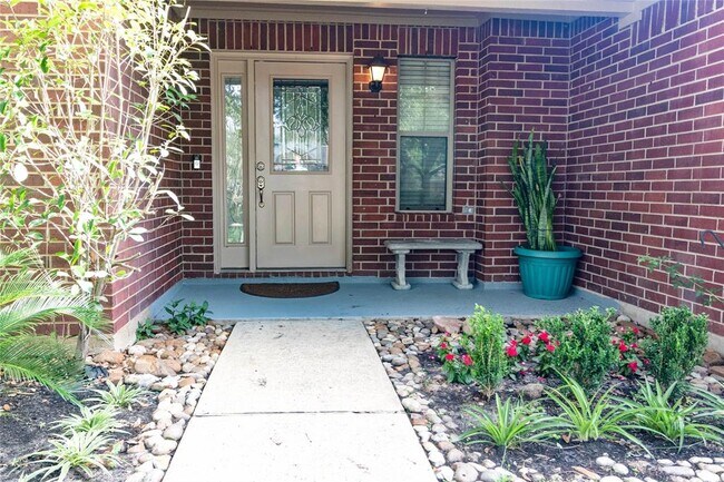 Foto del edificio - 21534 Pointed Oak Ln