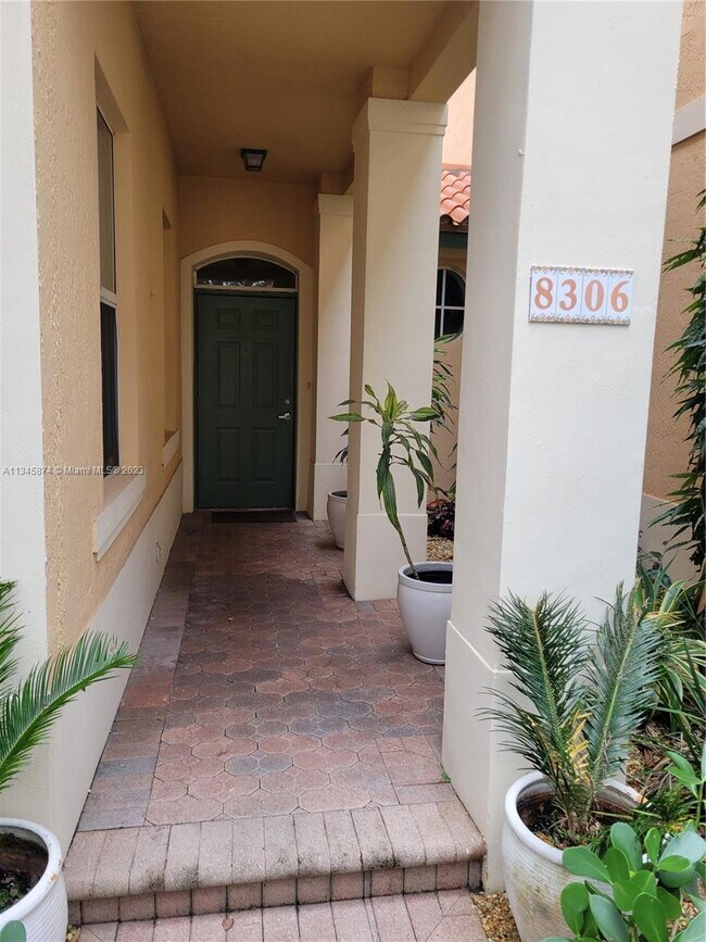 Building Photo - 8306 NW 143rd Terrace