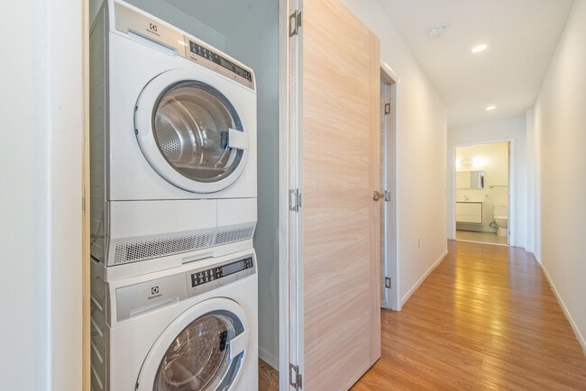 Photo - Essence 144 Apartments