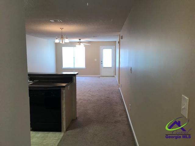 Foto del edificio - 105 Charter Ct