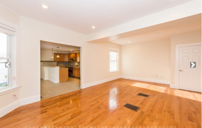 Building Photo - 103 Magoun Ave