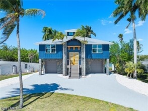 Building Photo - 1836 Harbor Ln