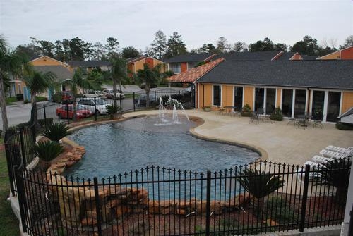 Building Photo - The Palms at Cypress Station