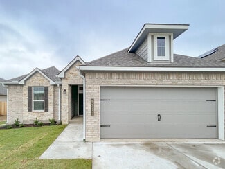 Building Photo - 6912 Llano Dr