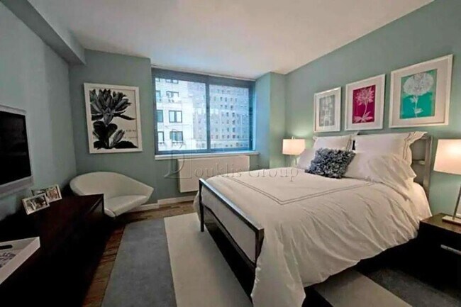 Foto del edificio - 4 bedroom in NEW YORK NY 10038