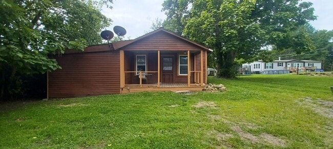Building Photo - 1202 Gatewood Rd
