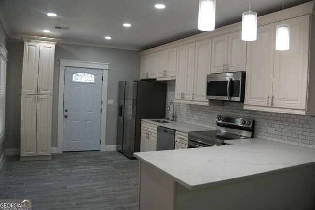 Building Photo - 3800 Raiders Ridge Dr