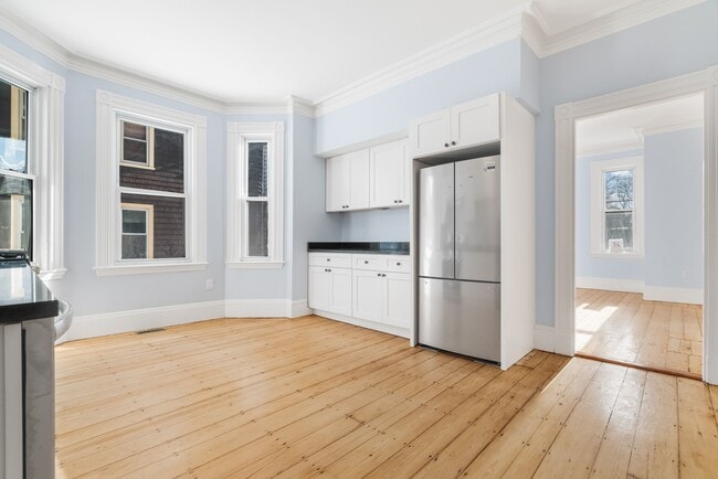 Building Photo - 106 Paul Gore St