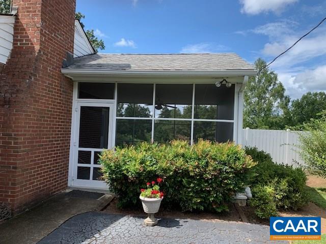 Building Photo - 1623 St Annes Rd