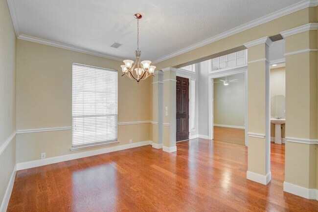 Foto del edificio - 11606 Canyon Mills Dr