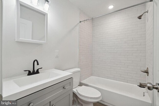 Foto del edificio - 1701 Point Breeze Ave