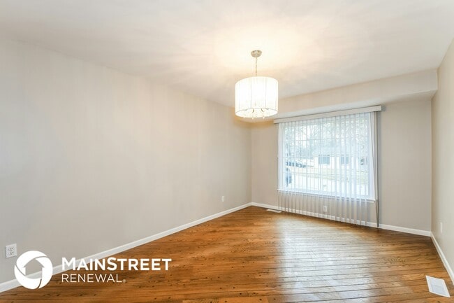 Building Photo - 4311 Alderwood Dr