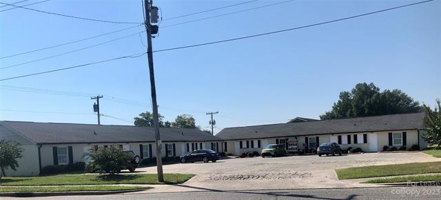 Foto principal - 1665 N Webb St