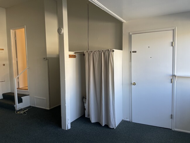 Building Photo - 9 Homestead Blvd