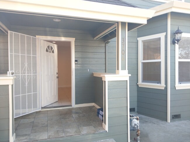 Front Entry - 3706 39th Ave