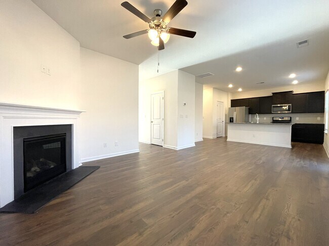 Foto del edificio - 2624 Red Barn Rd