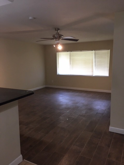 Building Photo - 2/2 For Rent in Deltona for $1,150/mo