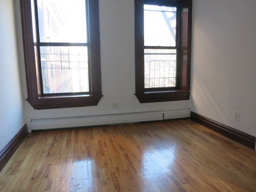Building Photo - 2037 1st Ave