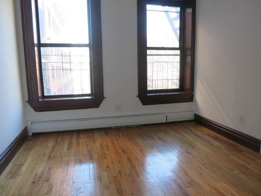 Building Photo - 2037 1st Ave