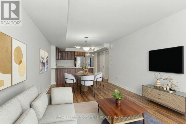 Building Photo - 20 Westmeath Ln