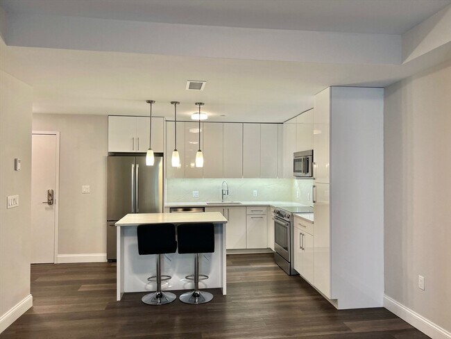 Foto del edificio - 771 Harrison Ave