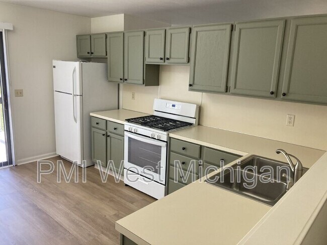 Foto del edificio - 2703 Woodmeadow Dr SE