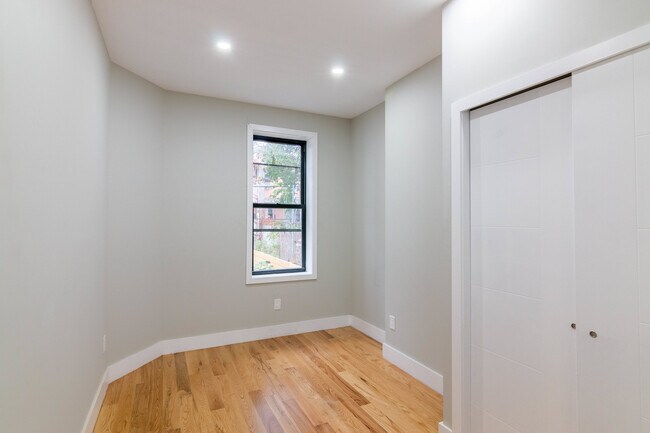 Foto del edificio - 360 Bradford St