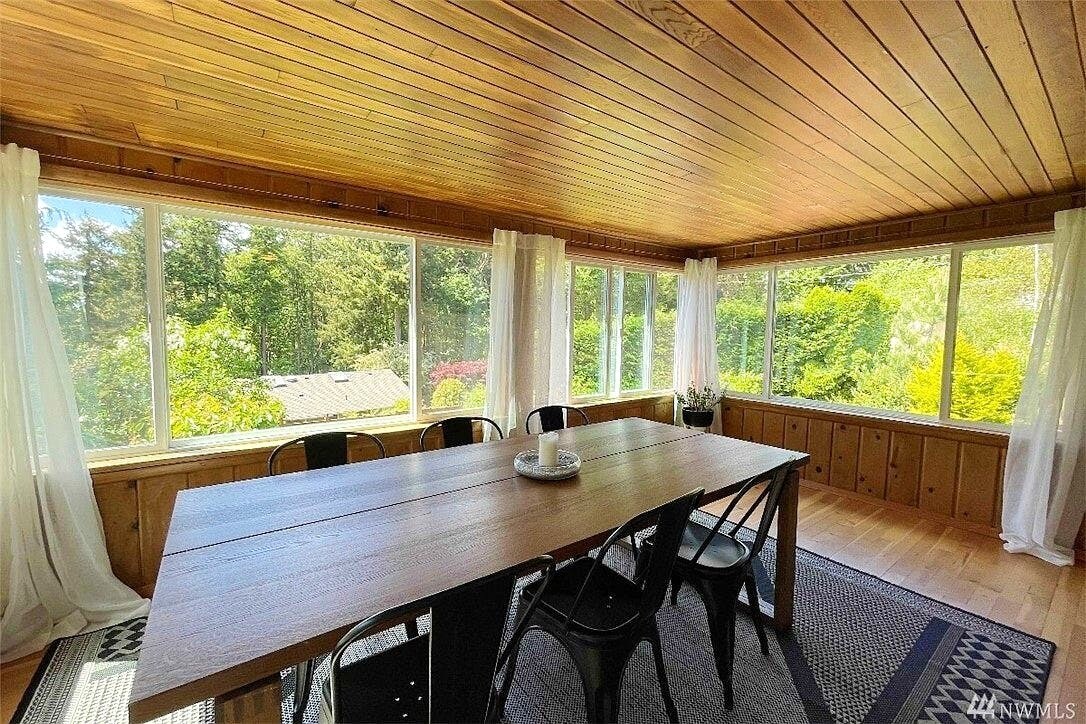 Foto principal - 11825 26th Ave SW