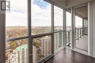 Building Photo - 5168 Yonge St