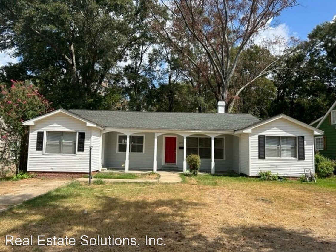 Primary Photo - 3 br, 2 bath House - 224 E Northside Dr