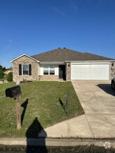 Building Photo - 410 Harper Dr