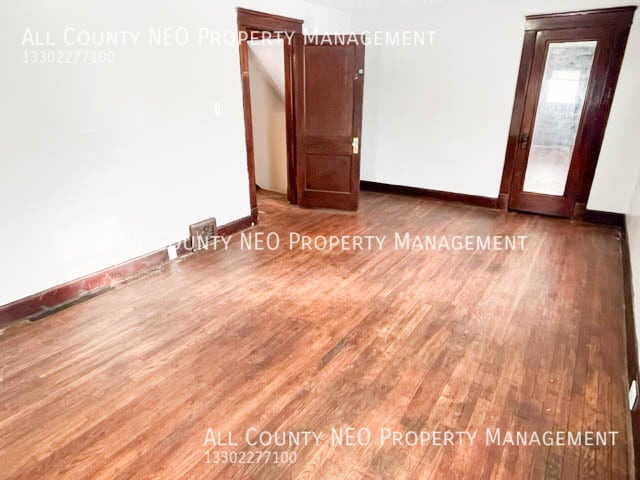 Foto del edificio - 3348 W 100th St