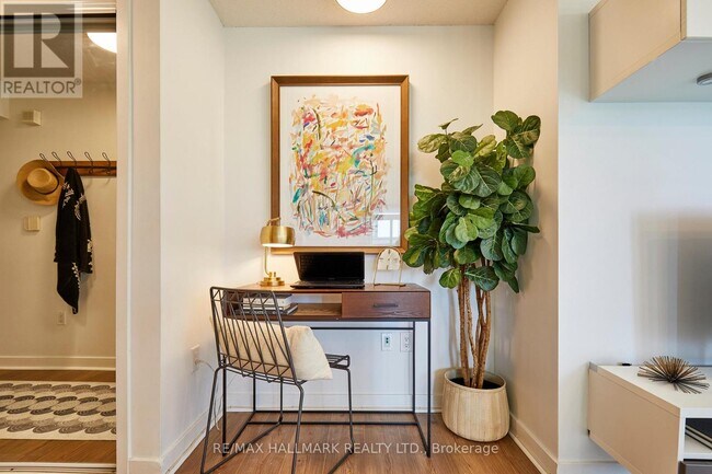 Building Photo - 25 Telegram Mews