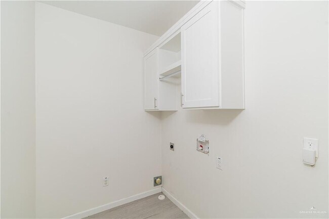 Foto del edificio - 1505 E Encino Ave