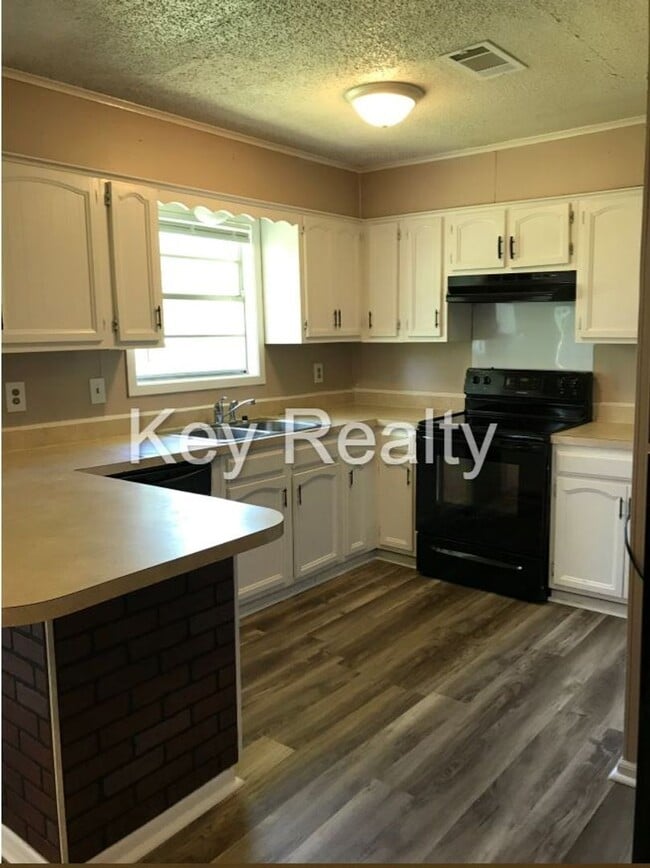 Building Photo - 1710 Creed St
