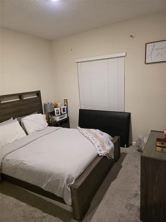 Foto del edificio - 5574 Bakewell Pl