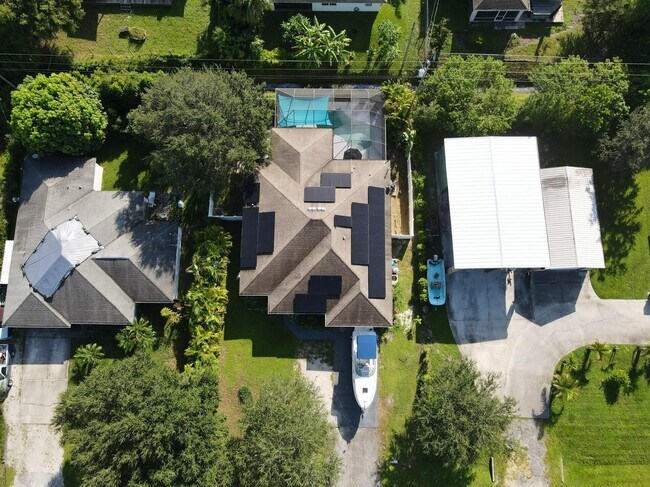 Foto del edificio - 7746 99th Ct
