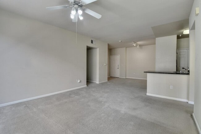 Building Photo - 1060 S 3rd St