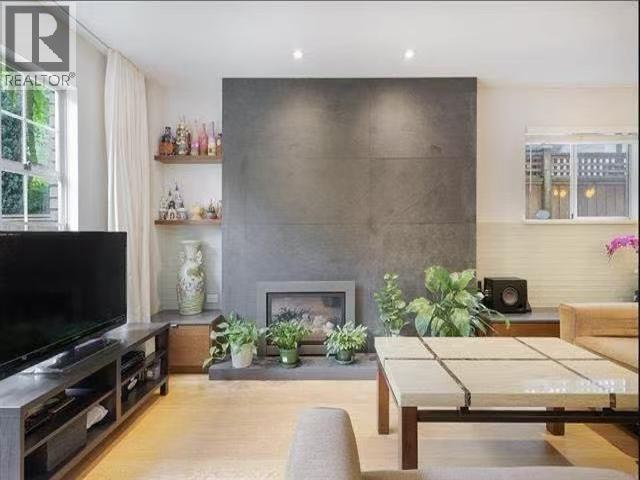Photo du bâtiment - 4533 W 16th Ave