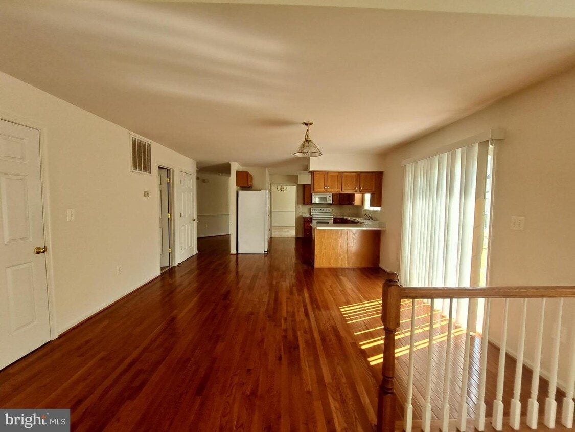 10324 Lees Crossing Ln, Fredericksburg, VA 22408 House Rental in