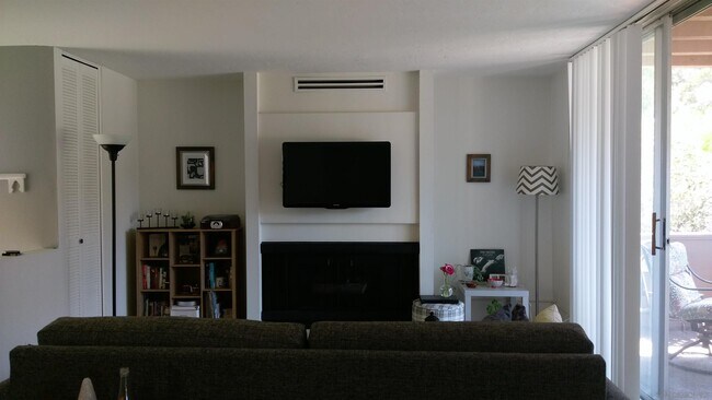 Building Photo - 4827 Collwood Blvd