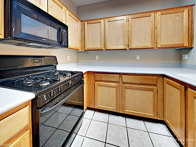 Foto del edificio - 6529 Sundown Heights Ave
