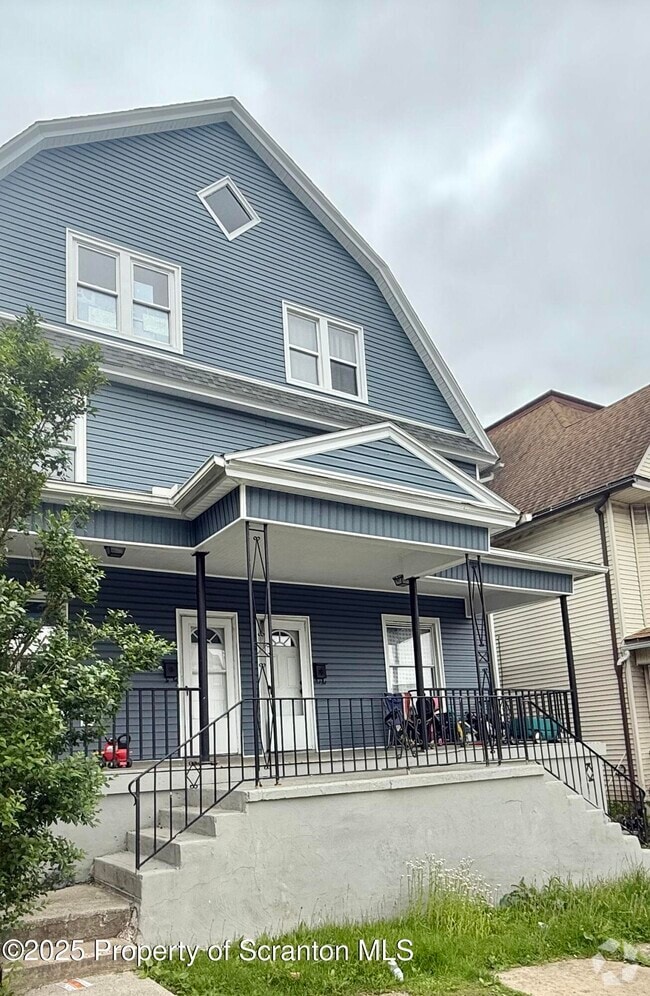 Building Photo - 508 Harrison Ave
