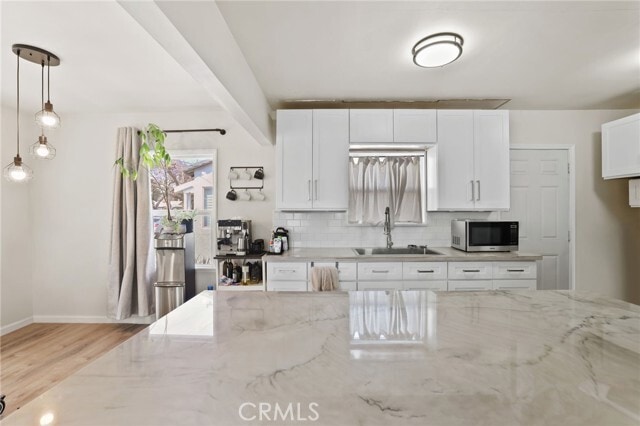 Foto del edificio - 1319 E 68th St