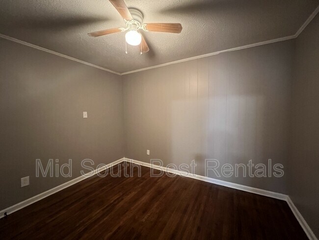 Foto del edificio - 2323 Hillside Ave