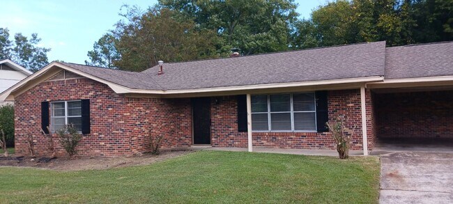 Foto del edificio - ****JUST REDUCED*****1008 Tyler Drive Tupe...